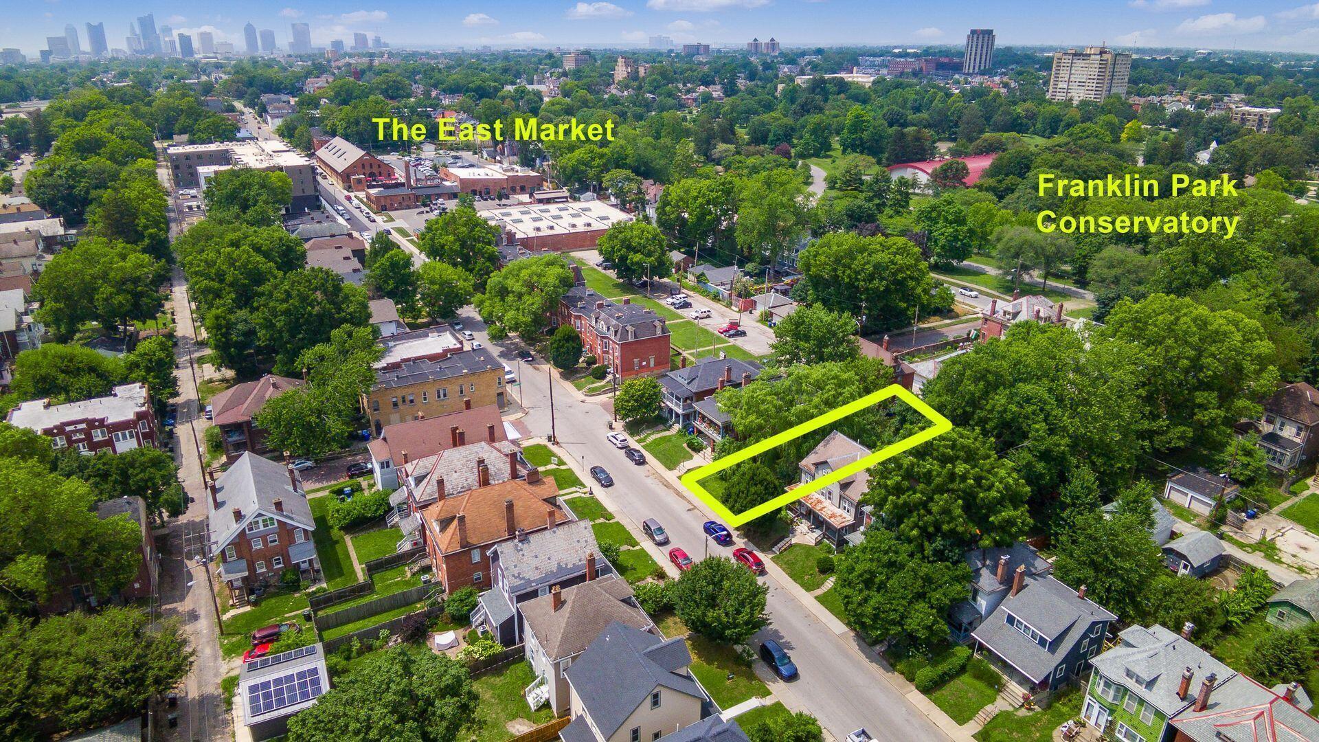 Property Photo:  1714 Oak Street  OH 43205 