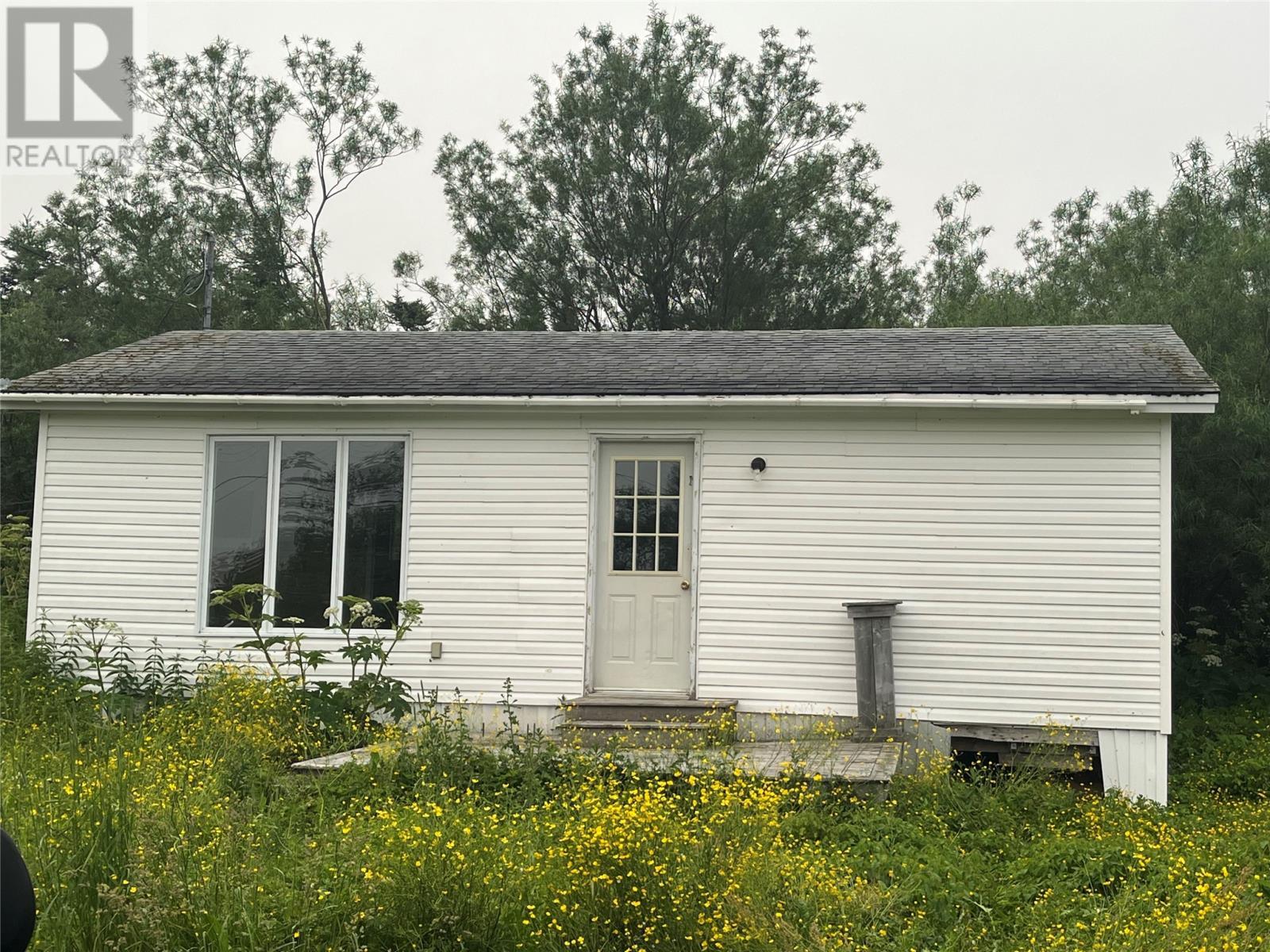 6 Dorset Drive  Cow Head NL A0K 2A0 photo
