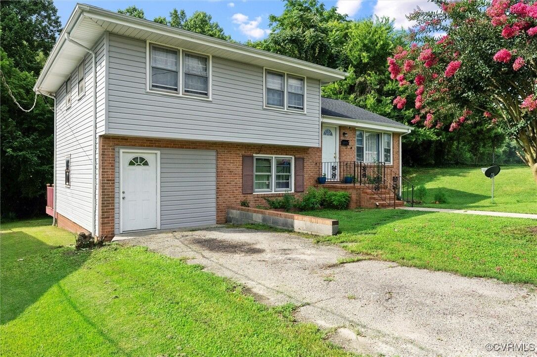 Property Photo:  1444 Weaver Avenue  VA 23803 