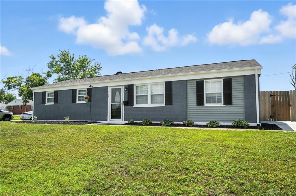 Property Photo: 218 Woodfield Drive OH 45309