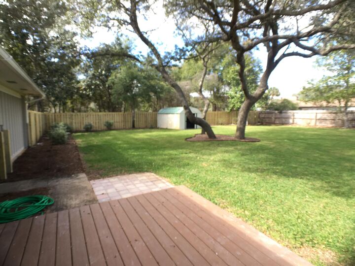 Property Photo:  701 Planet Drive  FL 32541 