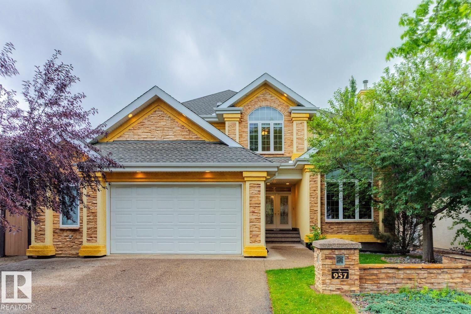 Photo de la propriété: 957 Hollingsworth Bend NW AB T6R 3G8