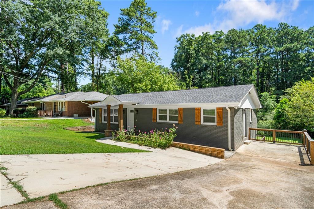 Property Photo:  2128 Mark Trail Trail  GA 30032 