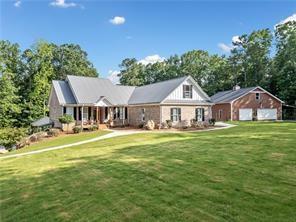 Property Photo: 386 N Victoria Road GA 30189
