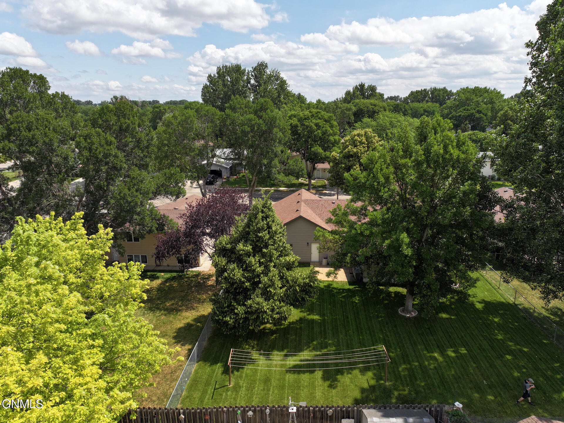 Property Photo:  1620 Wichita Drive  ND 58504 