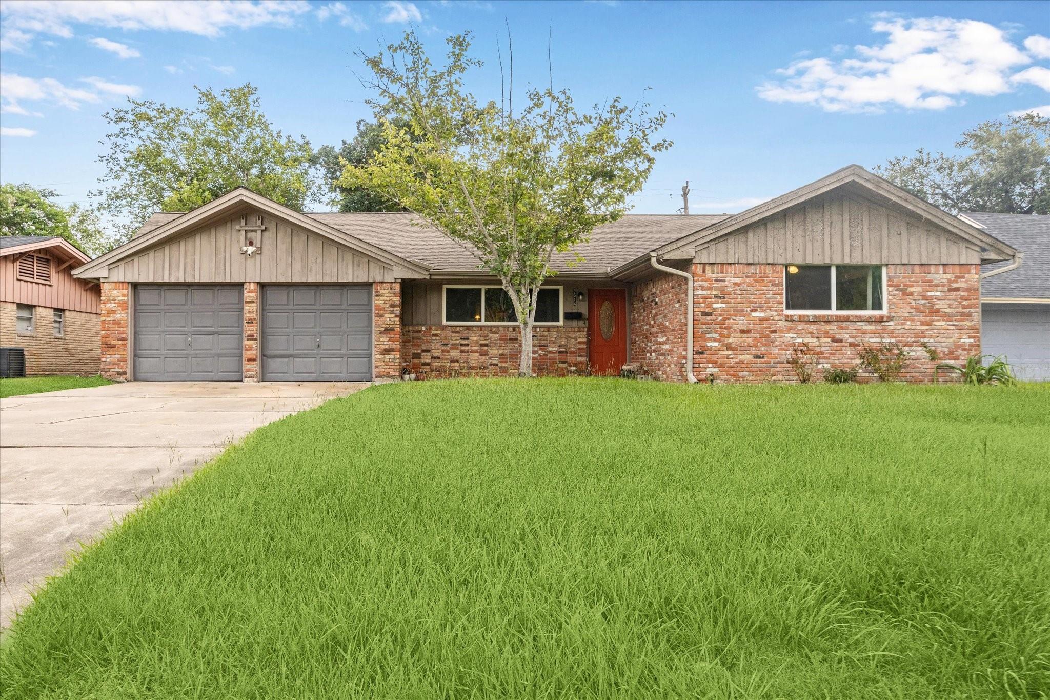 Property Photo:  8614 Ariel Street  TX 77074 
