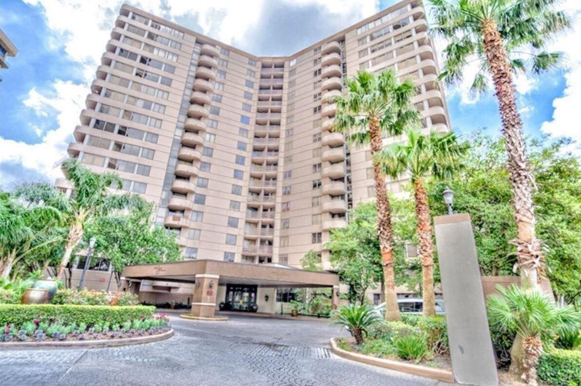 Property Photo:  3525 Sage Road 412  TX 77056 