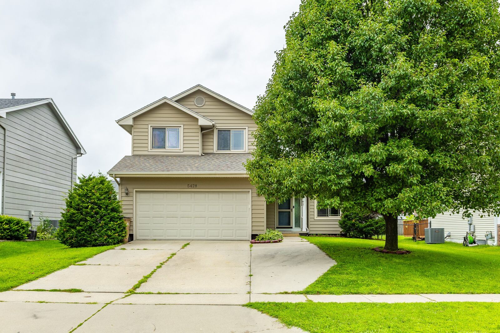 Property Photo:  5428 NW 90th Street  IA 50131 