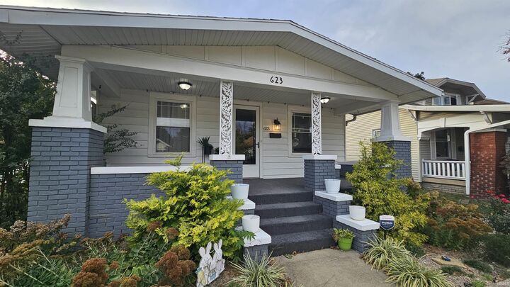 Property Photo:  623 S Runnymeade Avenue  IN 47714-2005 