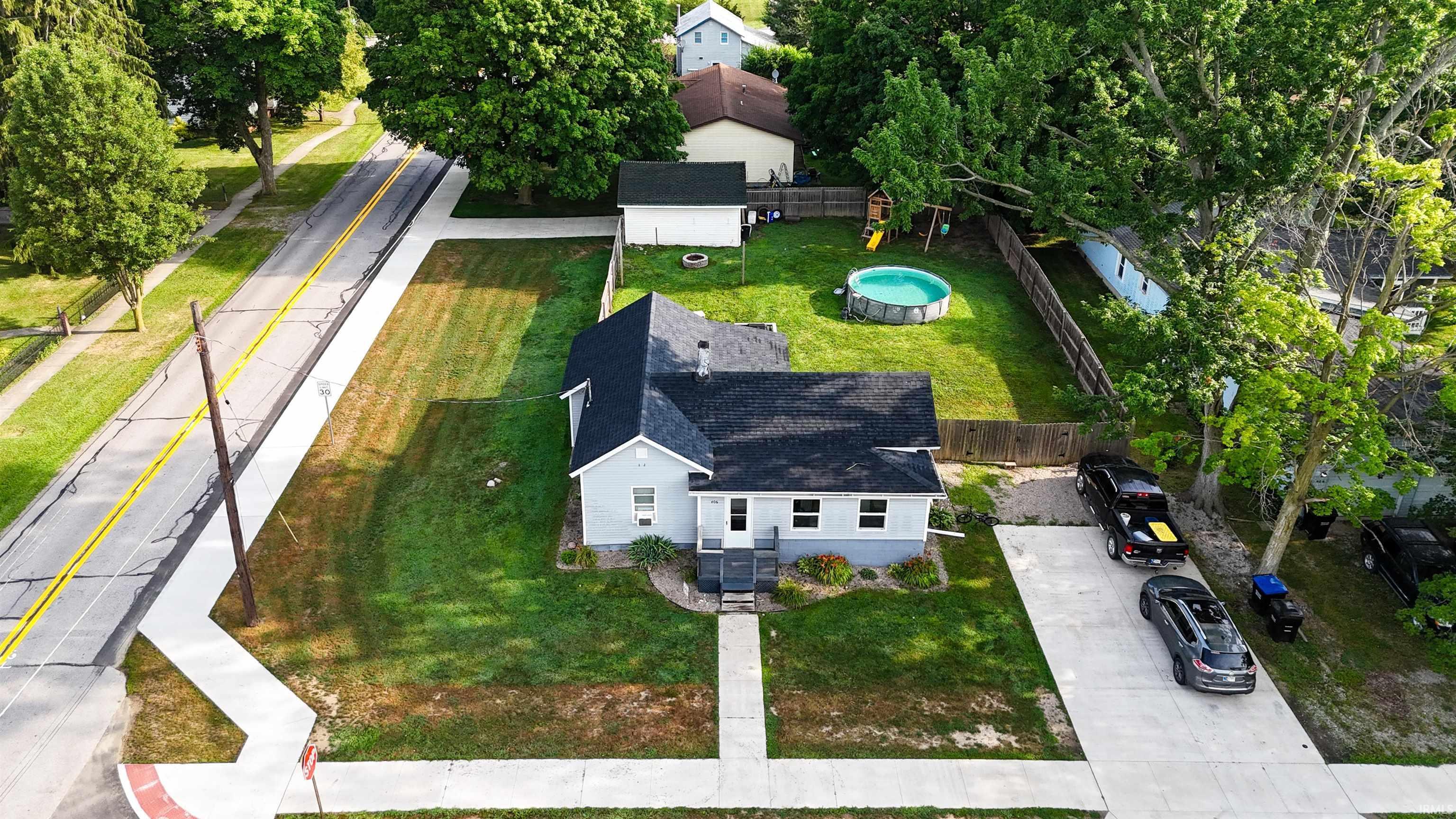 Property Photo:  406 W Spring  IN 46737 