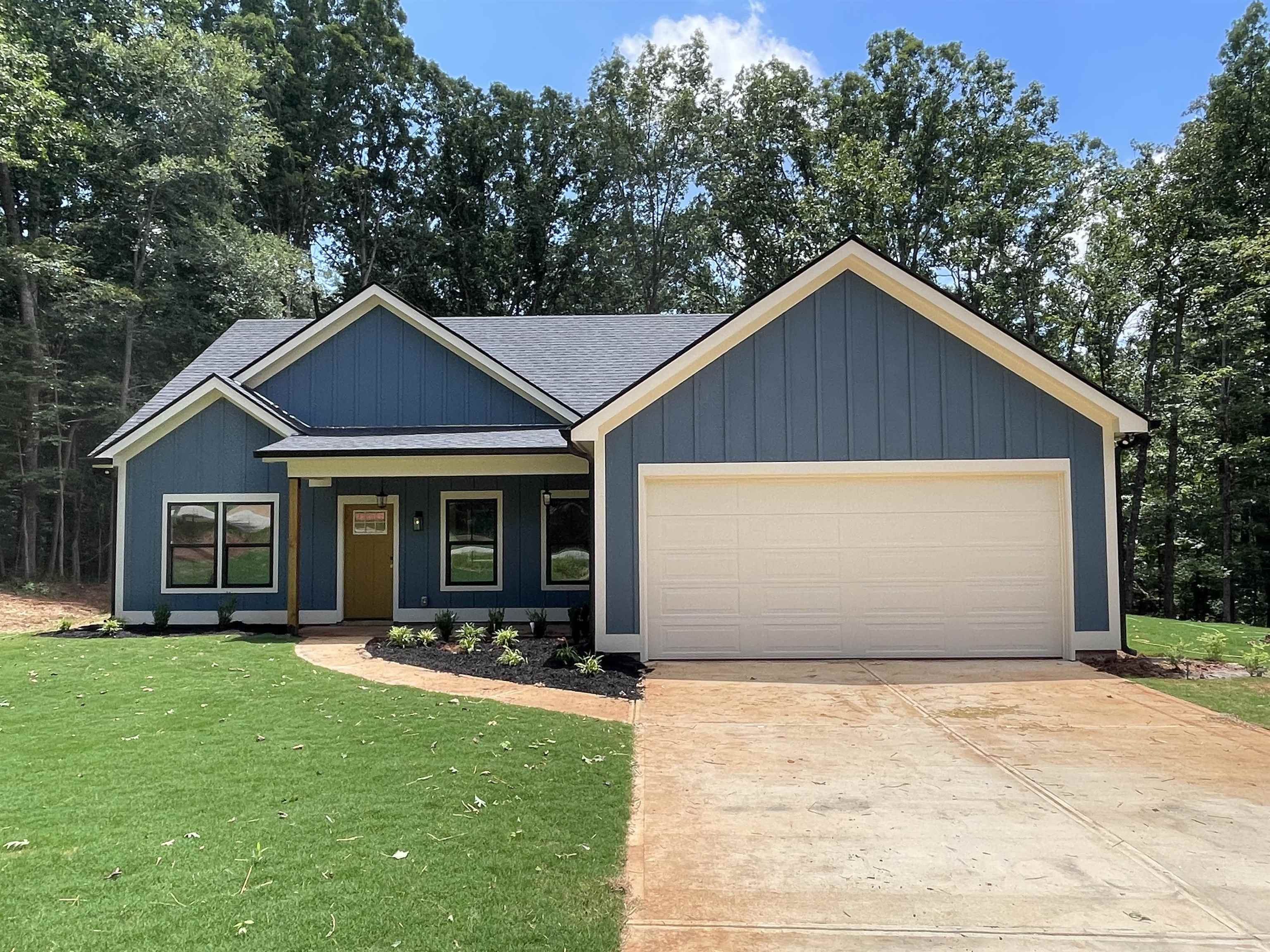 Property Photo: 1290 Caboose Court GA 30642