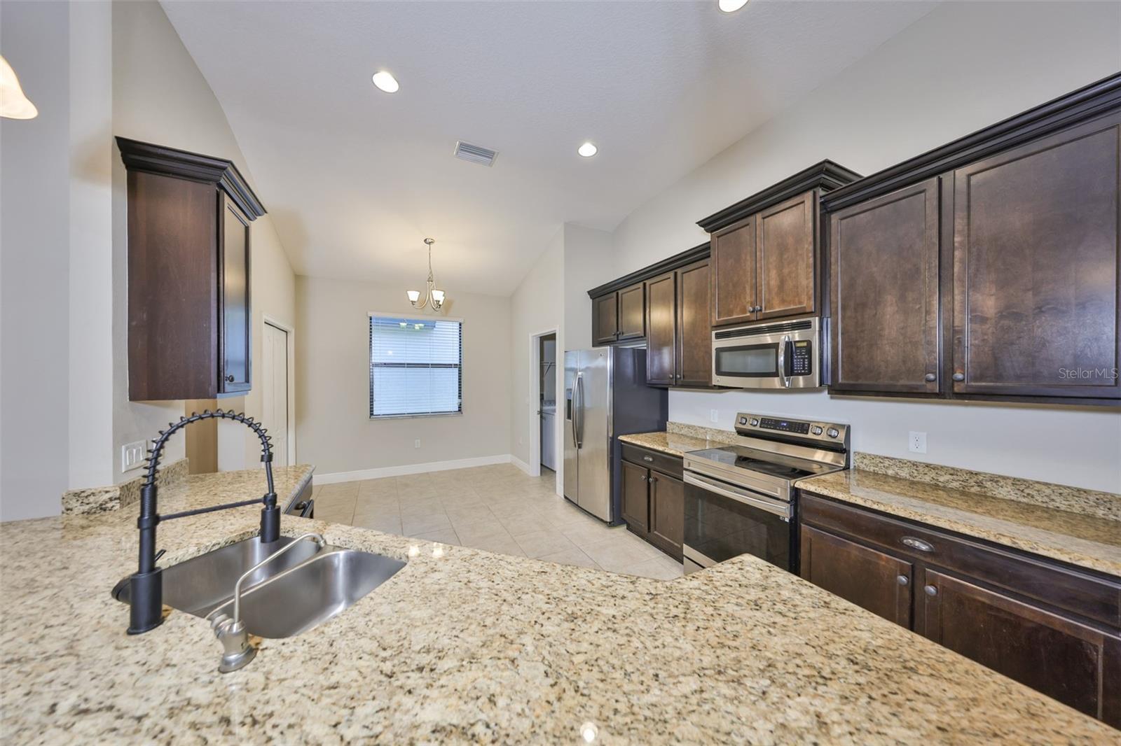Property Photo: 838 Vino Verde Circle FL 33511