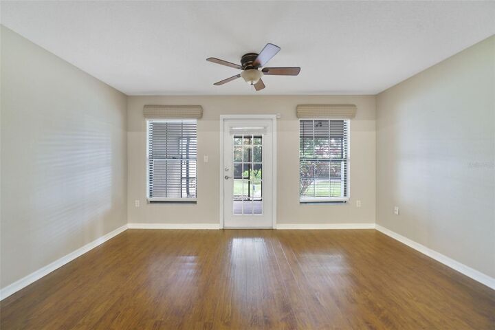 Property Photo:  2021 Arbor Way  FL 32757 