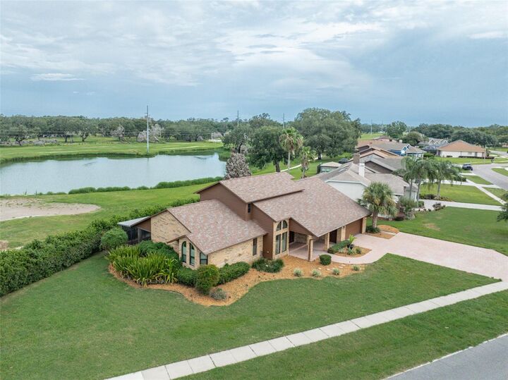 6151 Silver Oaks Drive  Zephyrhills FL 33542 photo