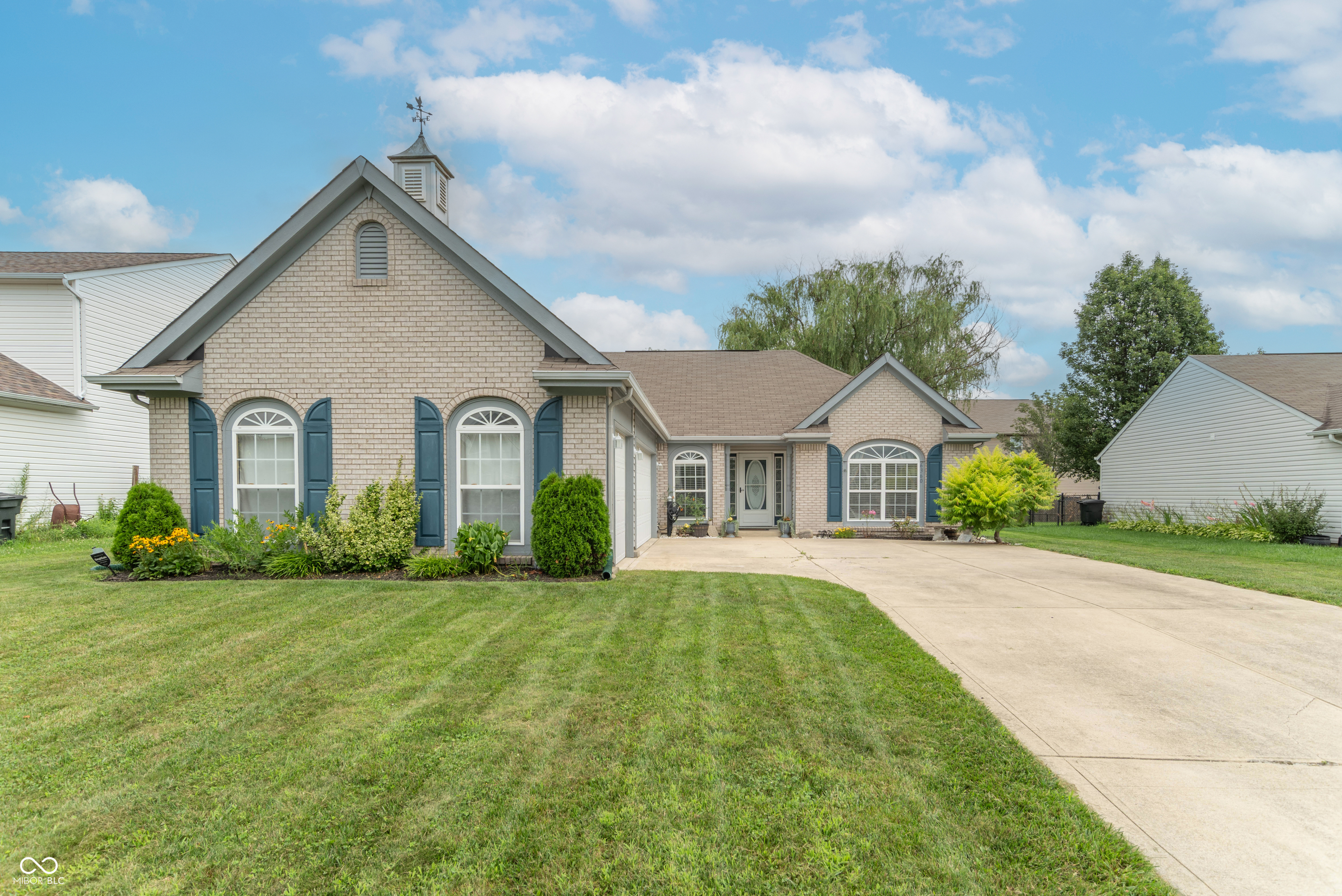 Property Photo:  6360 E Ablington Court  IN 46113 