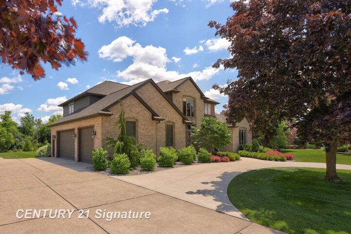 Property Photo: 4296 Summerwood Lane MI 48603