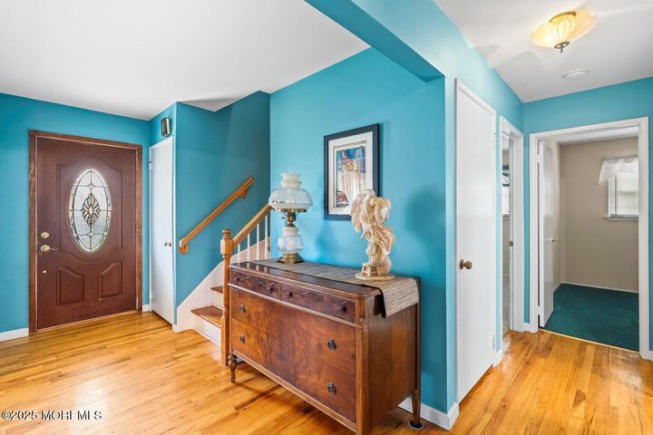 Property Photo: 6 Princeton Drive NJ 08527