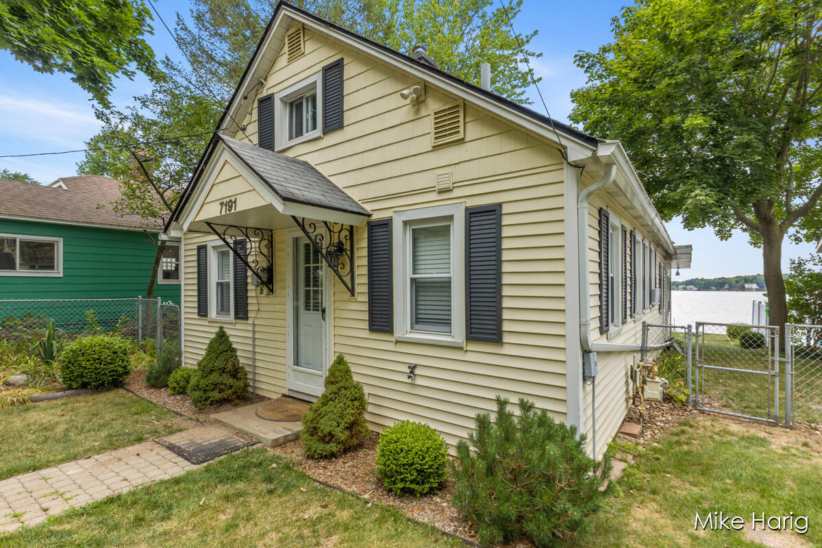 Property Photo: 7191 Belding Road NE MI 49341