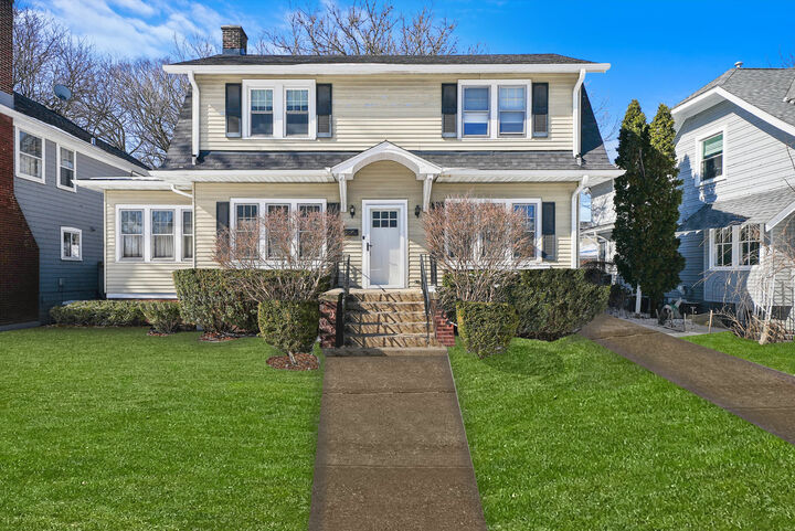 204 N Kensington Avenue  La Grange IL 60525 photo