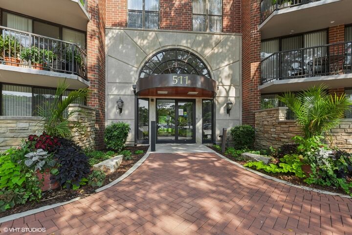 511 Aurora Avenue 108  Naperville IL 60540 photo