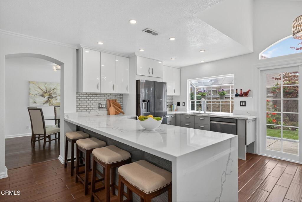 Property Photo: 676 Pacific Cove Drive CA 93041