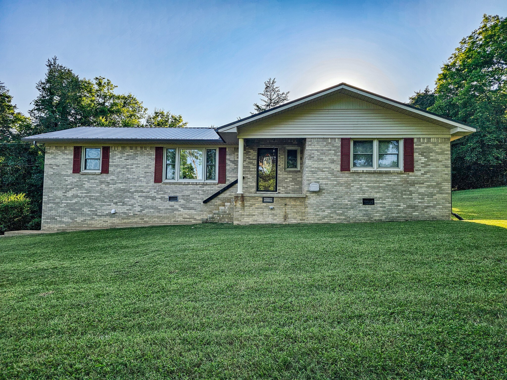 Property Photo: 300 Longview Dr TN 38478