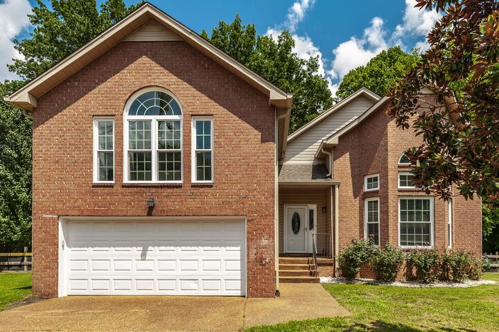 Property Photo:  3629 Applewood Ln  TN 37013 