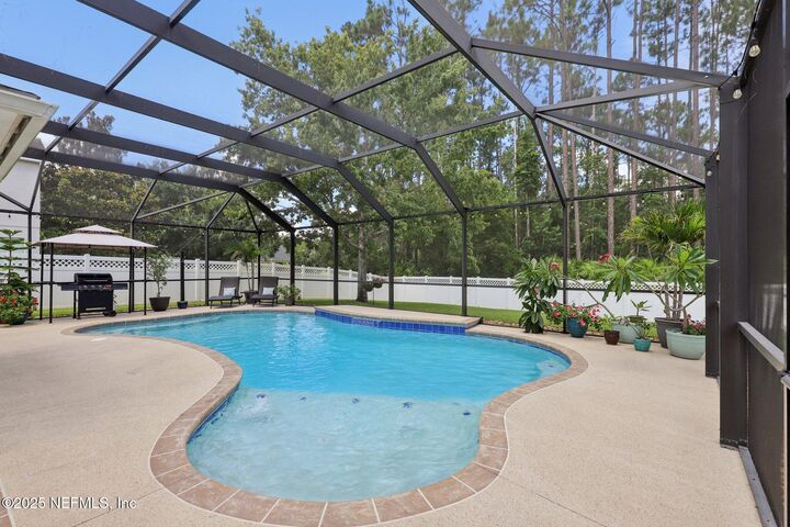 Property Photo: 328 Welbeck Place FL 32259