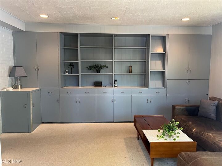 Property Photo: 2496 Milton Road OH 44118