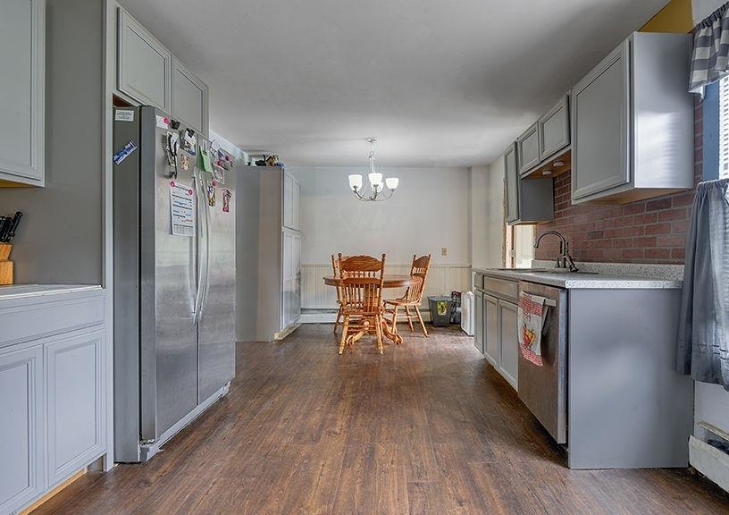Property Photo: 40 Dearborn Circle NH 03608