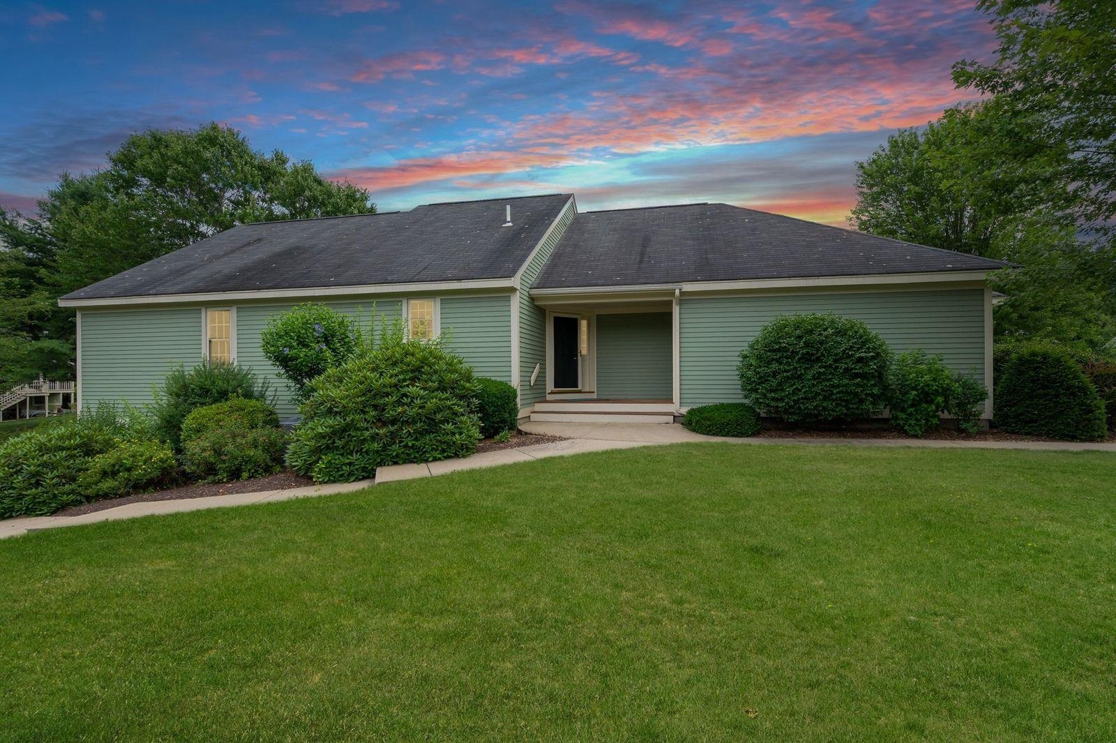 Property Photo:  23 Gleneagle Drive  NH 03110 