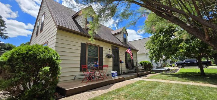Property Photo: 210 Giles Place MN 56007