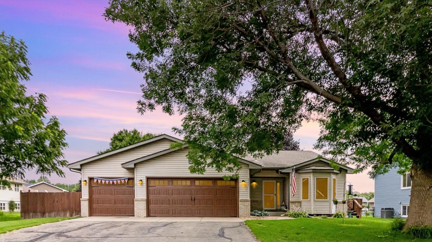 Property Photo: 6207 175th Street W MN 55024