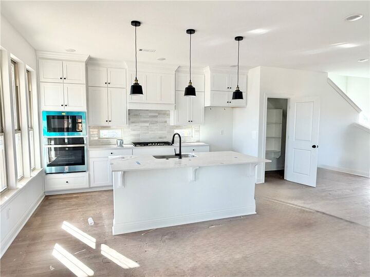 Property Photo: 4900 SW Juneberry Street AR 72713