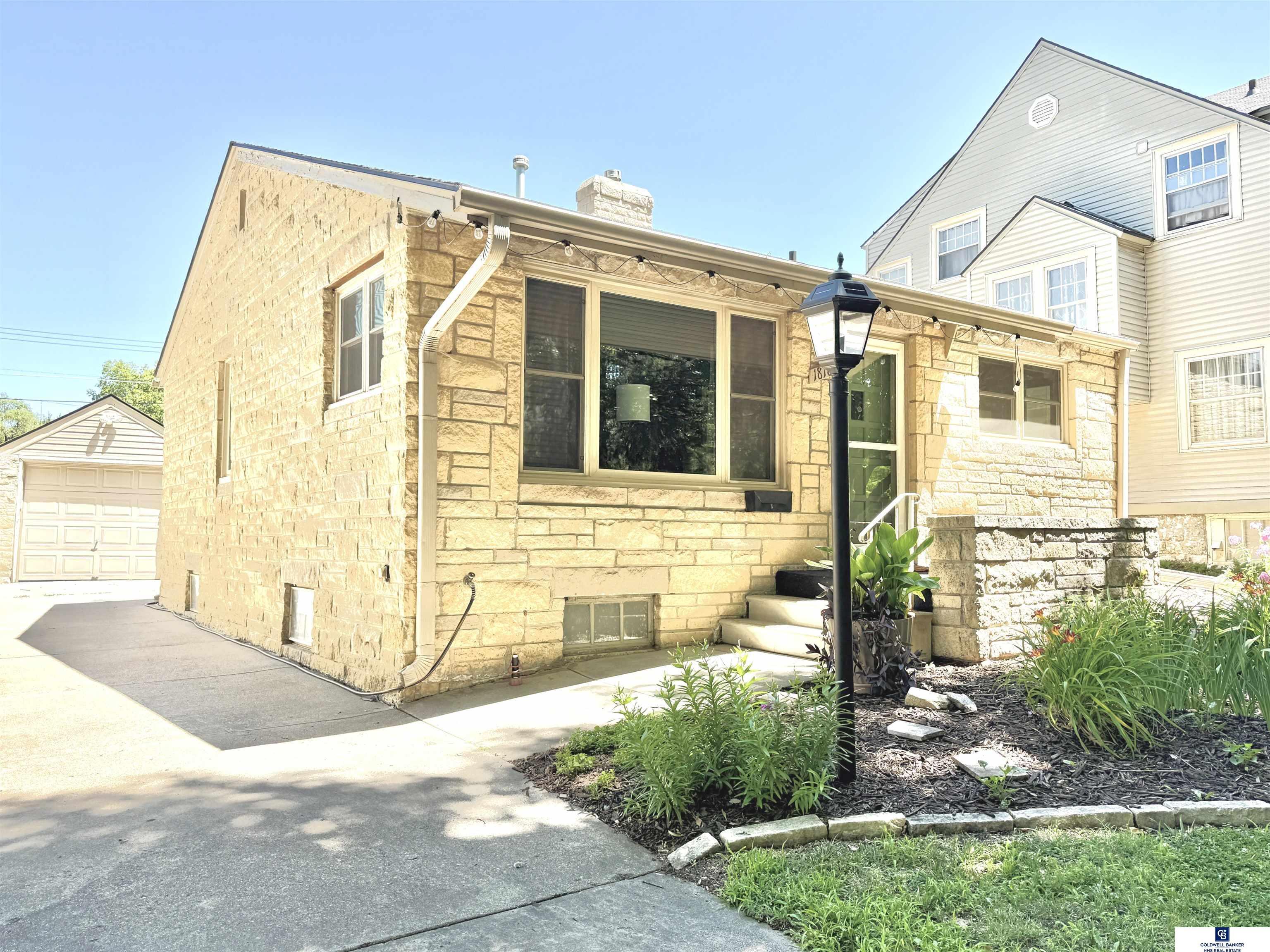 1818 Jefferson Avenue  Lincoln NE 68502 photo