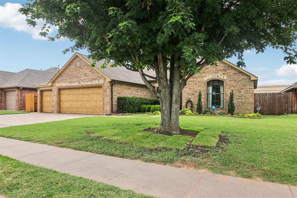 Property Photo:  3000 SW 140th Street  OK 73170 