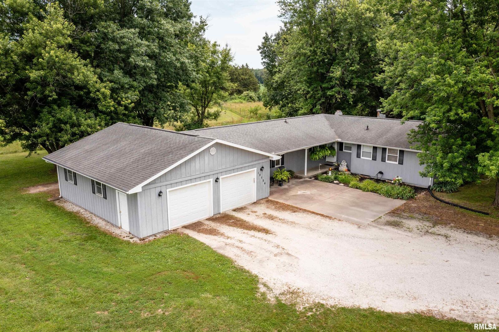 Property Photo:  12724 N Jubilee Hills Drive  IL 61517 