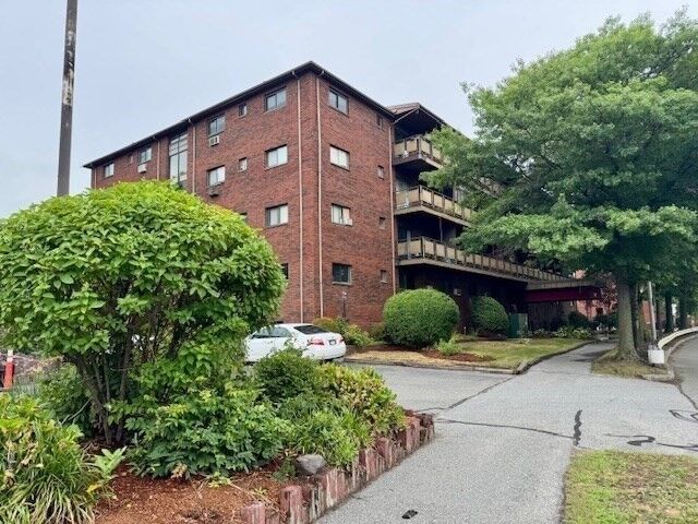Property Photo:  595 Revere Beach Pkwy 21  MA 02151 