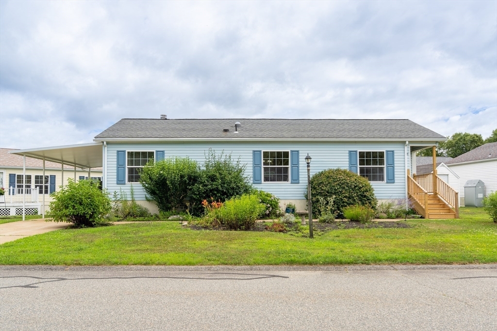 Property Photo:  11 Cardinal Court  RI 02878 