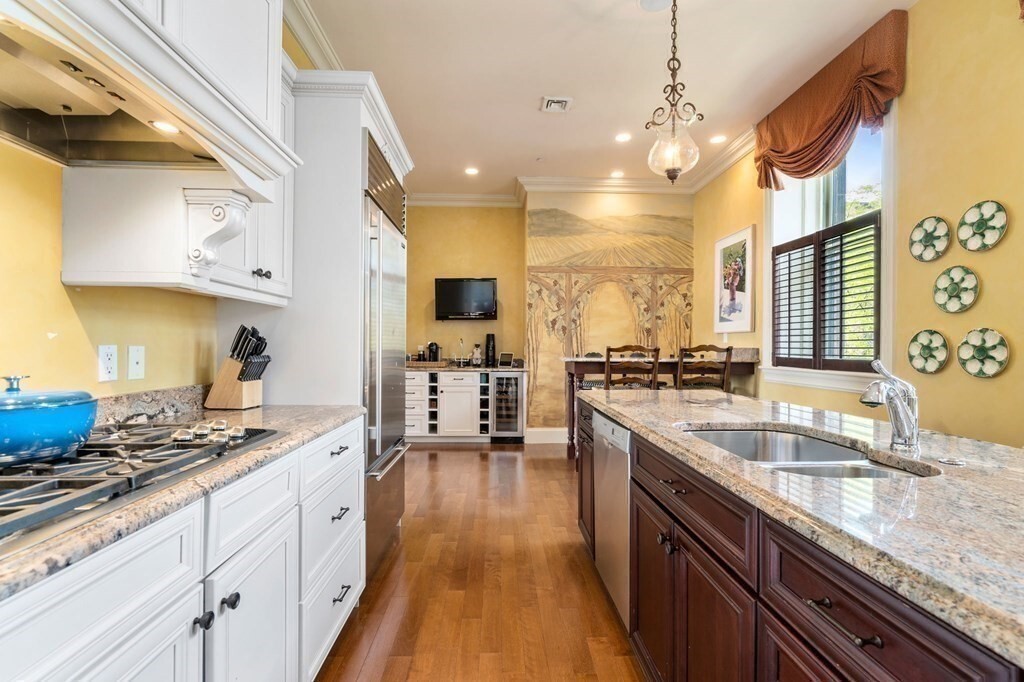 Property Photo: 120 Seaver St E201 MA 02445