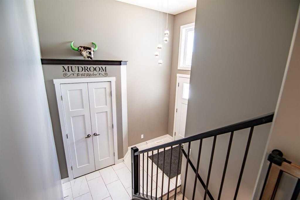 Property Photo:  210 Livingston Close  AB T4R 0S8 
