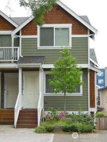 Property Photo: 12721 35th Avenue NE C WA 98125