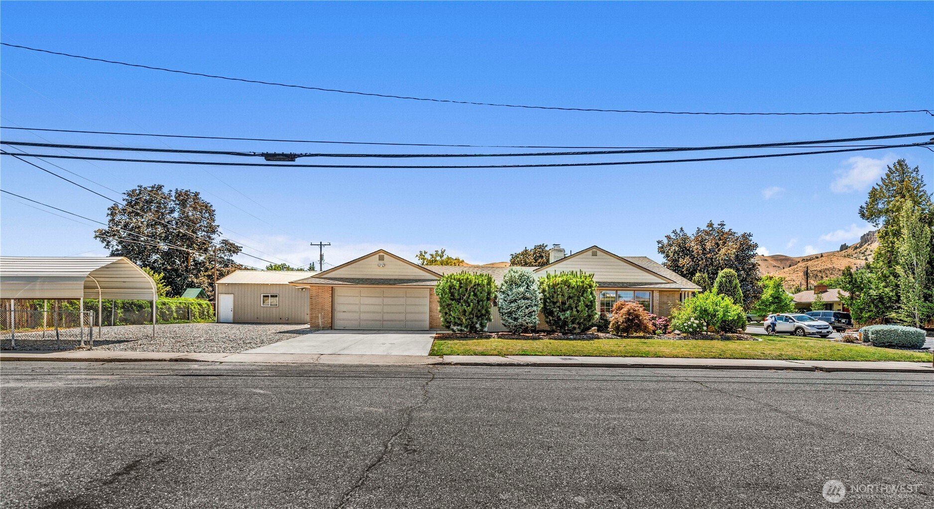 Property Photo:  1101  Fuller Street  WA 98801 