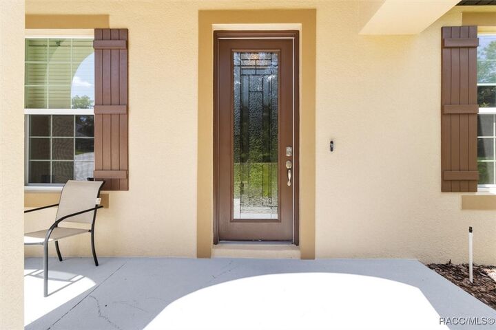 Property Photo: 7 Bells Of Ireland Court FL 34446