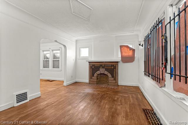 Property Photo: 14628 Ohio Street MI 48238