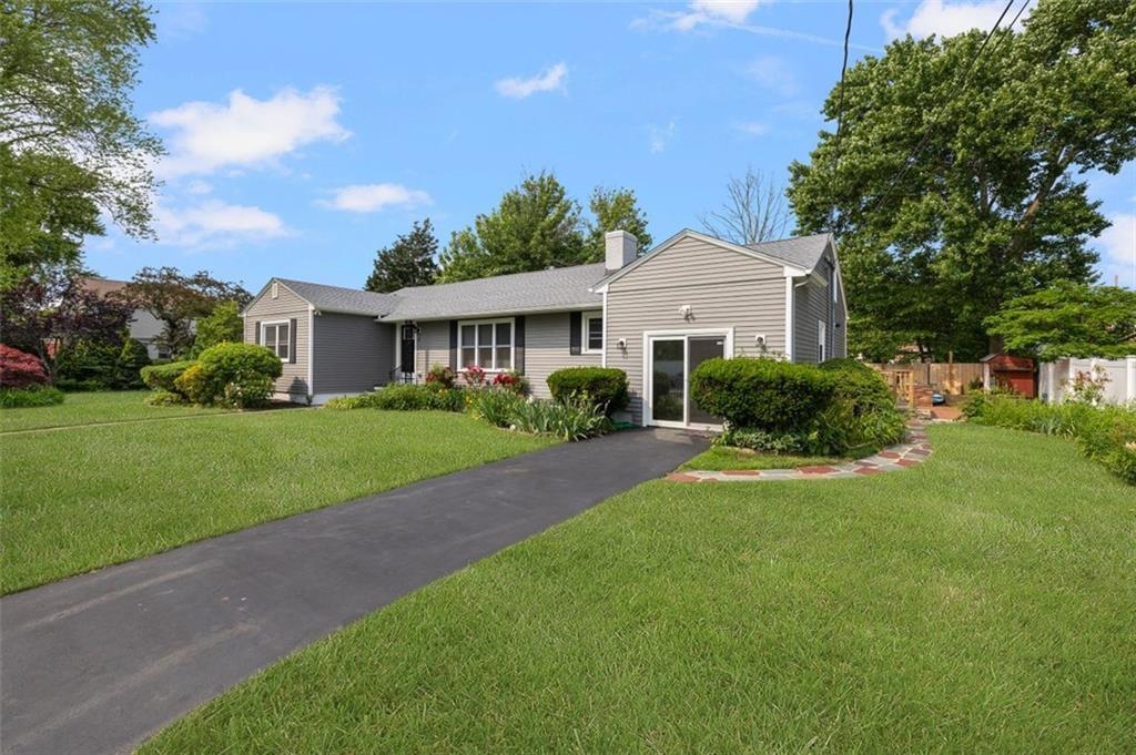 Property Photo:  6 Humes Avenue  RI 02889 