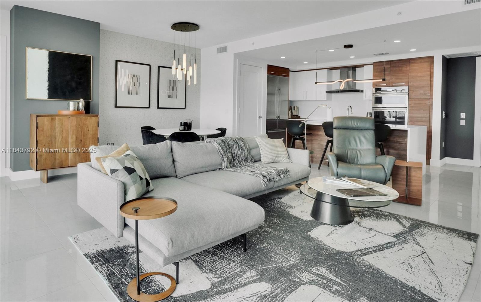 Property Photo: 100 E Las Olas Blvd 2802 FL 33301