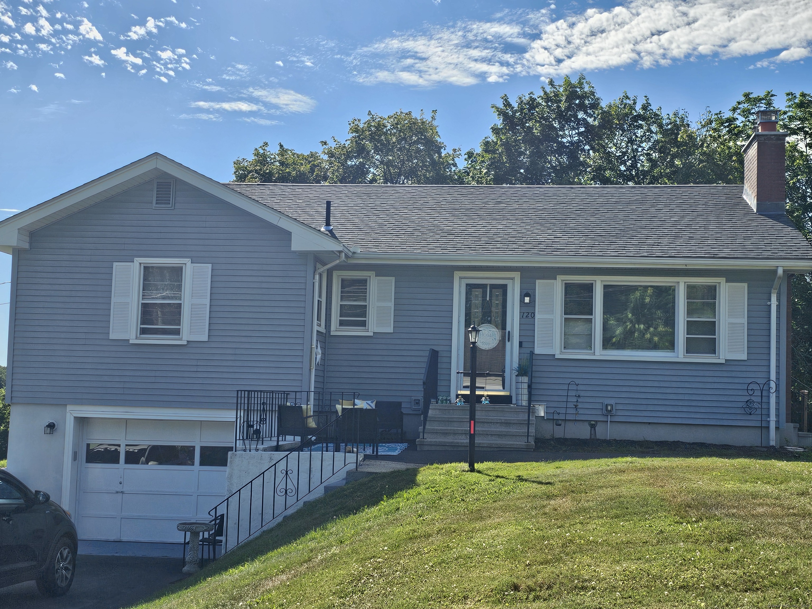 Property Photo: 120 Avery Street CT 06042