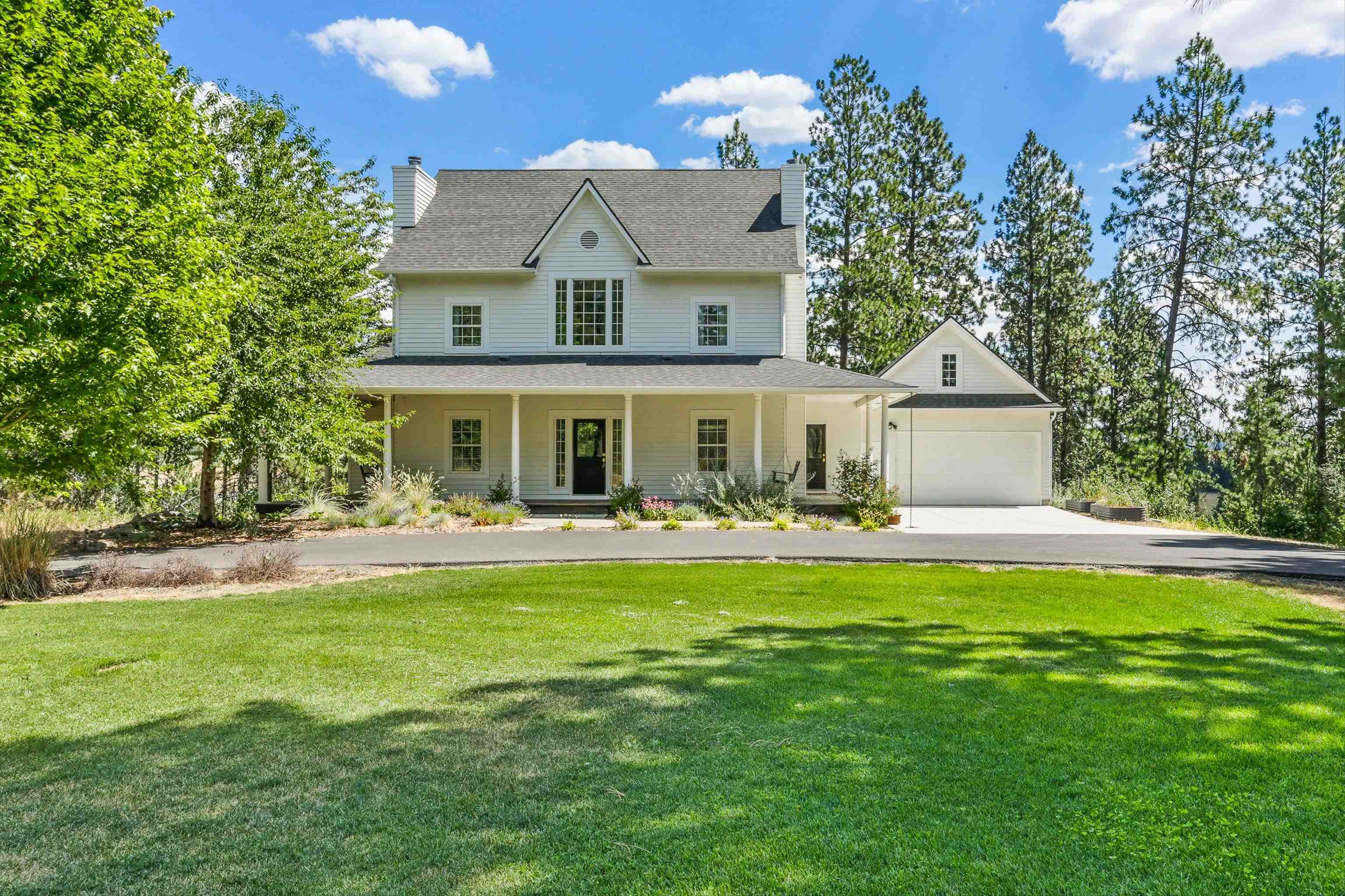 10803 S Freya Rd  Spokane WA 99223 photo