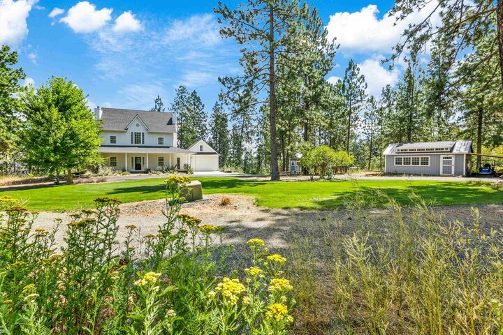 10803 S Freya Rd  Spokane WA 99223 photo